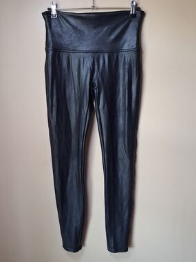 Spanx Women's Faux Leather Black Leggings Pants; Size L